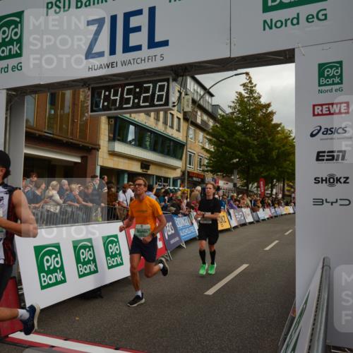 20.09.2026 - PSD Bank Halbmarathon LAZAROV Photography http://msf.ph/oto/10550929 20.09.2026 11:45:28 Ziel 1168, 1972, 2386, 3496, 3865, 3955, 4534, 4744, 4745 meine-sportfotos.de