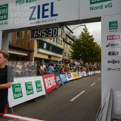 20.09.2026 - PSD Bank Halbmarathon LAZAROV Photography http://msf.ph/oto/10550937 20.09.2026 11:45:29 Ziel 1972, 2386, 2694, 3496, 3865, 3955, 4534, 4744, 4745 meine-sportfotos.de