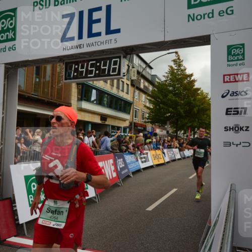 20.09.2026 - PSD Bank Halbmarathon LAZAROV Photography http://msf.ph/oto/10550956 20.09.2026 11:45:47 Ziel 1549, 2694, 2868, 3270, 3755, 4254, 4425, 4625, 4774 meine-sportfotos.de