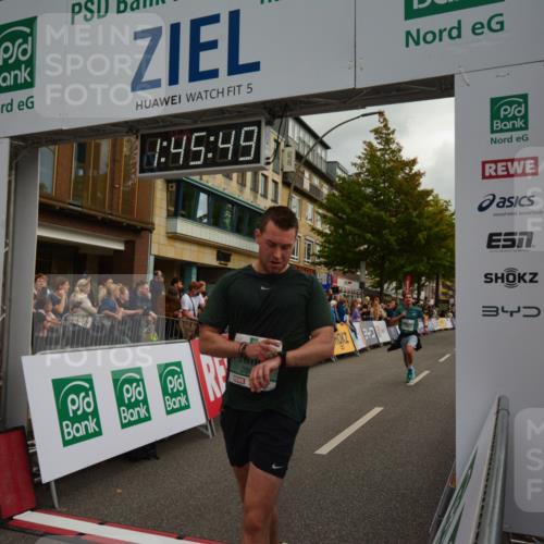 20.09.2026 - PSD Bank Halbmarathon LAZAROV Photography http://msf.ph/oto/10550963 20.09.2026 11:45:49 Ziel 1549, 2868, 3076, 3270, 3755, 4254, 4425, 4625, 4774 meine-sportfotos.de