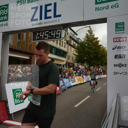 20.09.2026 - PSD Bank Halbmarathon LAZAROV Photography http://msf.ph/oto/10550965 20.09.2026 11:45:49 Ziel 1549, 2868, 3076, 3270, 3755, 4254, 4425, 4625, 4774 meine-sportfotos.de