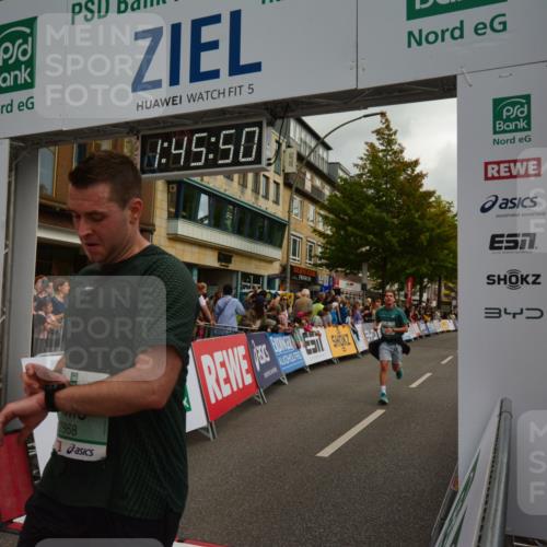 20.09.2026 - PSD Bank Halbmarathon LAZAROV Photography http://msf.ph/oto/10550966 20.09.2026 11:45:49 Ziel 1549, 2868, 3076, 3270, 3755, 4254, 4425, 4625, 4774 meine-sportfotos.de