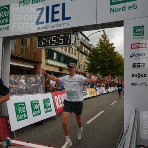 20.09.2026 - PSD Bank Halbmarathon LAZAROV Photography http://msf.ph/oto/10550975 20.09.2026 11:45:56 Ziel 1549, 2124, 3076, 3270, 4048, 4425, 4472, 4774 meine-sportfotos.de