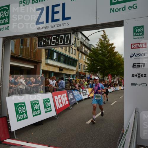 20.09.2026 - PSD Bank Halbmarathon LAZAROV Photography http://msf.ph/oto/10550985 20.09.2026 11:46:00 Ziel 1549, 2124, 3076, 3681, 4048, 4425, 4472, 4774 meine-sportfotos.de