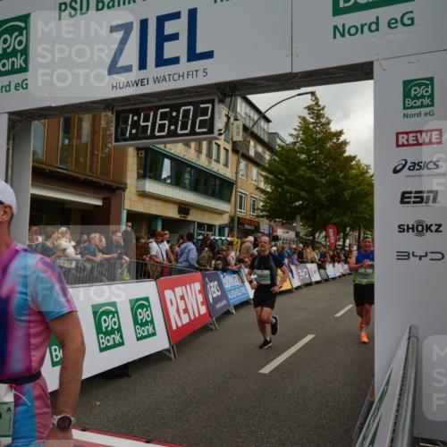 20.09.2026 - PSD Bank Halbmarathon LAZAROV Photography http://msf.ph/oto/10550990 20.09.2026 11:46:01 Ziel 1549, 1800, 2124, 2276, 3076, 3681, 4048, 4425, 4472, 4774 meine-sportfotos.de