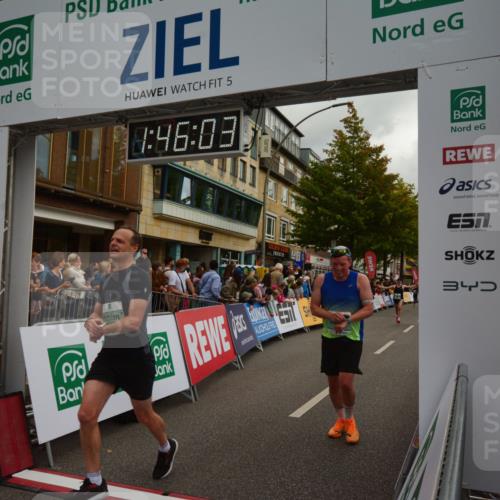 20.09.2026 - PSD Bank Halbmarathon LAZAROV Photography http://msf.ph/oto/10550993 20.09.2026 11:46:03 Ziel 1800, 2124, 2276, 2281, 3076, 3681, 4048, 4425, 4472 meine-sportfotos.de