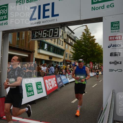 20.09.2026 - PSD Bank Halbmarathon LAZAROV Photography http://msf.ph/oto/10550994 20.09.2026 11:46:03 Ziel 1800, 2124, 2276, 2281, 3076, 3681, 4048, 4425, 4472 meine-sportfotos.de