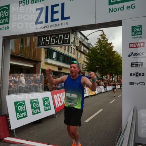 20.09.2026 - PSD Bank Halbmarathon LAZAROV Photography http://msf.ph/oto/10550997 20.09.2026 11:46:03 Ziel 1800, 2124, 2276, 2281, 3076, 3681, 4048, 4425, 4472 meine-sportfotos.de