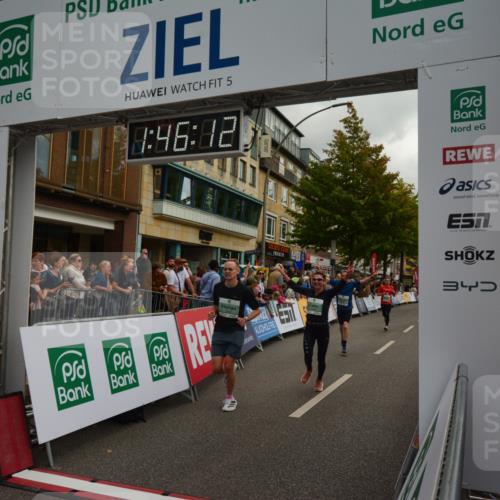 20.09.2026 - PSD Bank Halbmarathon LAZAROV Photography http://msf.ph/oto/10551006 20.09.2026 11:46:12 Ziel 1637, 1800, 2171, 2276, 2281, 2374, 2680, 3366, 3602, 3626, 3681, 4472, 4687 meine-sportfotos.de