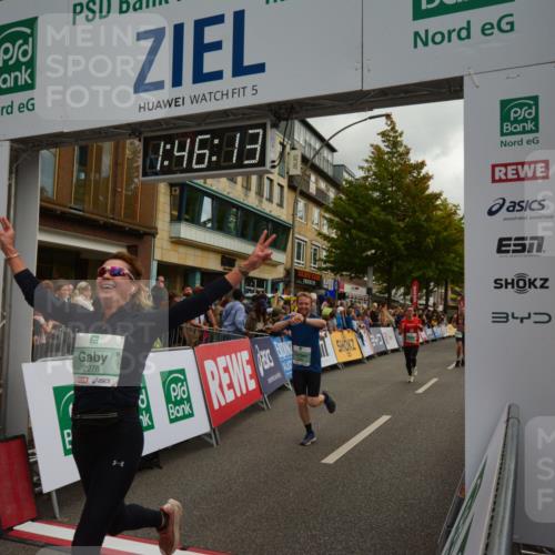 20.09.2026 - PSD Bank Halbmarathon LAZAROV Photography http://msf.ph/oto/10551012 20.09.2026 11:46:13 Ziel 1637, 1800, 2042, 2171, 2175, 2276, 2281, 2374, 2680, 2769, 3366, 3602, 3626, 3681, 4687 meine-sportfotos.de