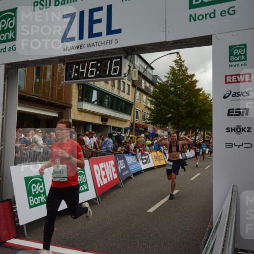 20.09.2026 - PSD Bank Halbmarathon LAZAROV Photography http://msf.ph/oto/10551023 20.09.2026 11:46:16 Ziel 1637, 1800, 2042, 2171, 2175, 2276, 2281, 2374, 2524, 2680, 2769, 2977, 3366, 3565, 3602, 3626, 3681, 4687 meine-sportfotos.de