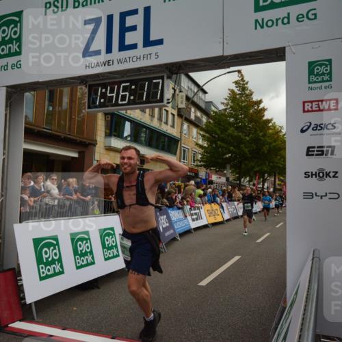 20.09.2026 - PSD Bank Halbmarathon LAZAROV Photography http://msf.ph/oto/10551030 20.09.2026 11:46:17 Ziel 1637, 1800, 1860, 2042, 2066, 2171, 2175, 2276, 2281, 2374, 2524, 2680, 2769, 2977, 3366, 3565, 3602, 3626, 3681, 4687 meine-sportfotos.de
