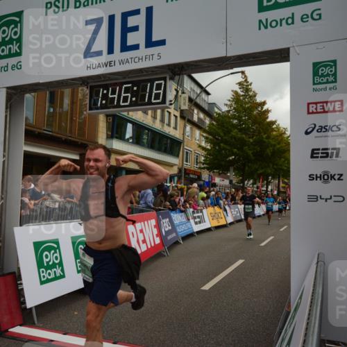 20.09.2026 - PSD Bank Halbmarathon LAZAROV Photography http://msf.ph/oto/10551031 20.09.2026 11:46:17 Ziel 1637, 1800, 1860, 2042, 2066, 2171, 2175, 2276, 2281, 2374, 2524, 2680, 2769, 2977, 3366, 3565, 3602, 3626, 3681, 4687 meine-sportfotos.de