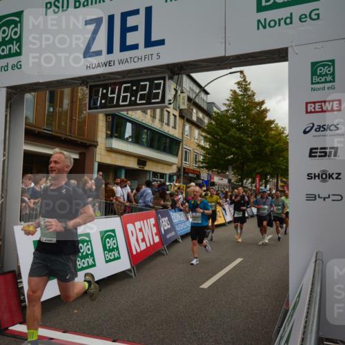 20.09.2026 - PSD Bank Halbmarathon LAZAROV Photography http://msf.ph/oto/10551049 20.09.2026 11:46:23 Ziel 1102, 1860, 2042, 2066, 2171, 2175, 2374, 2524, 2680, 2769, 2778, 2977, 3366, 3408, 3565, 3602, 3626, 4387, 4687 meine-sportfotos.de