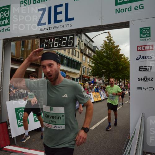 20.09.2026 - PSD Bank Halbmarathon LAZAROV Photography http://msf.ph/oto/10551058 20.09.2026 11:46:25 Ziel 1102, 1860, 2042, 2066, 2171, 2175, 2374, 2524, 2680, 2769, 2778, 2977, 3408, 3425, 3565, 3602, 3626, 4387, 4687, 4710 meine-sportfotos.de