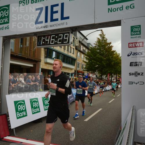 20.09.2026 - PSD Bank Halbmarathon LAZAROV Photography http://msf.ph/oto/10551068 20.09.2026 11:46:28 Ziel 1102, 1860, 2042, 2066, 2171, 2175, 2374, 2524, 2680, 2769, 2778, 2977, 3408, 3425, 3565, 3602, 3626, 4094, 4200, 4387, 4640, 4710 meine-sportfotos.de