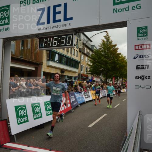 20.09.2026 - PSD Bank Halbmarathon LAZAROV Photography http://msf.ph/oto/10551073 20.09.2026 11:46:30 Ziel 1102, 1860, 2027, 2042, 2066, 2175, 2374, 2524, 2769, 2778, 2977, 3408, 3425, 3565, 4094, 4200, 4387, 4640, 4710 meine-sportfotos.de