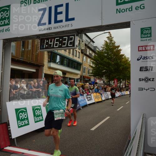 20.09.2026 - PSD Bank Halbmarathon LAZAROV Photography http://msf.ph/oto/10551077 20.09.2026 11:46:32 Ziel 1102, 1860, 2027, 2066, 2087, 2524, 2778, 2977, 3226, 3408, 3425, 3565, 3790, 4070, 4094, 4200, 4387, 4640, 4710 meine-sportfotos.de