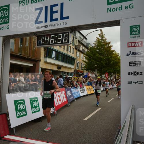 20.09.2026 - PSD Bank Halbmarathon LAZAROV Photography http://msf.ph/oto/10551087 20.09.2026 11:46:35 Ziel 1102, 1527, 1860, 2027, 2066, 2087, 2778, 3226, 3408, 3425, 3790, 4070, 4094, 4200, 4249, 4387, 4640, 4710 meine-sportfotos.de