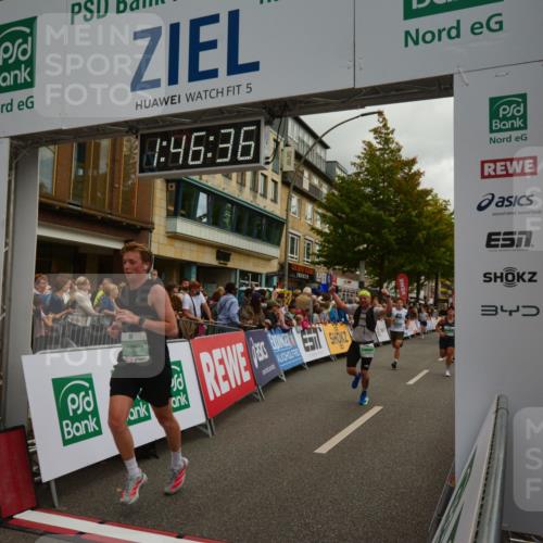 20.09.2026 - PSD Bank Halbmarathon LAZAROV Photography http://msf.ph/oto/10551088 20.09.2026 11:46:36 Ziel 1102, 1527, 2027, 2087, 2778, 3226, 3408, 3425, 3790, 4070, 4094, 4200, 4249, 4387, 4640, 4710 meine-sportfotos.de
