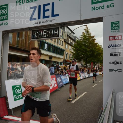 20.09.2026 - PSD Bank Halbmarathon LAZAROV Photography http://msf.ph/oto/10551116 20.09.2026 11:46:43 Ziel 1527, 1557, 1810, 1876, 2027, 2087, 2090, 2773, 3226, 3790, 4001, 4070, 4094, 4200, 4247, 4249, 4566, 4639, 4640, 4710 meine-sportfotos.de