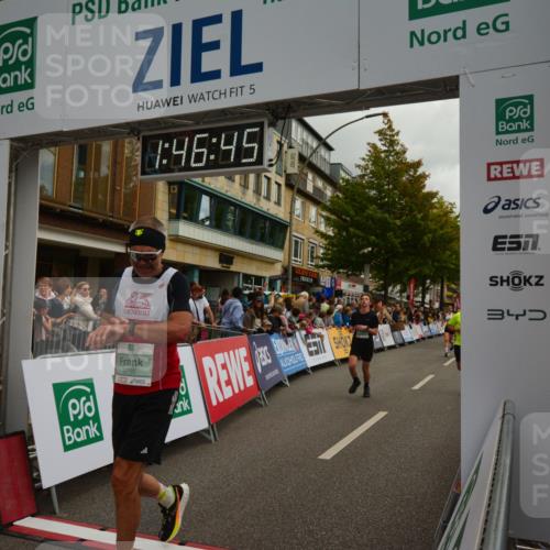 20.09.2026 - PSD Bank Halbmarathon LAZAROV Photography http://msf.ph/oto/10551124 20.09.2026 11:46:44 Ziel 1527, 1557, 1810, 1876, 2027, 2087, 2090, 2659, 2773, 3226, 3424, 3790, 4001, 4070, 4094, 4200, 4247, 4249, 4566, 4639, 4640 meine-sportfotos.de