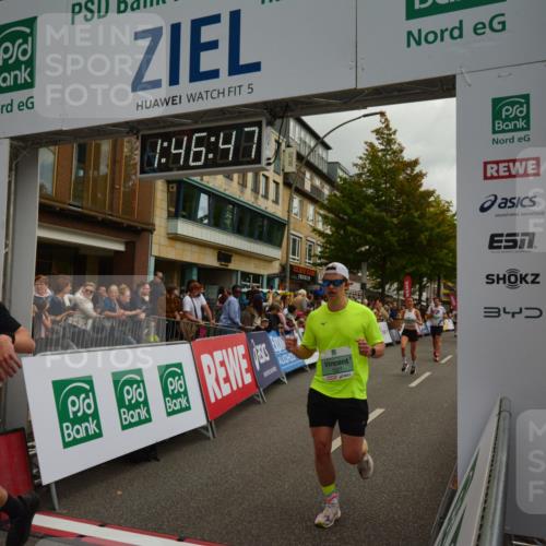 20.09.2026 - PSD Bank Halbmarathon LAZAROV Photography http://msf.ph/oto/10551127 20.09.2026 11:46:46 Ziel 1527, 1557, 1561, 1810, 1876, 2027, 2087, 2090, 2659, 2773, 3226, 3424, 3790, 4001, 4070, 4247, 4249, 4566, 4639 meine-sportfotos.de