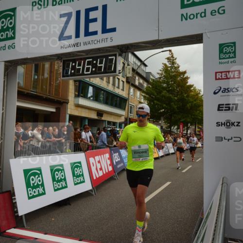 20.09.2026 - PSD Bank Halbmarathon LAZAROV Photography http://msf.ph/oto/10551128 20.09.2026 11:46:46 Ziel 1527, 1557, 1561, 1810, 1876, 2027, 2087, 2090, 2659, 2773, 3226, 3424, 3790, 4001, 4070, 4247, 4249, 4566, 4639 meine-sportfotos.de