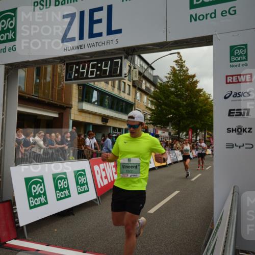 20.09.2026 - PSD Bank Halbmarathon LAZAROV Photography http://msf.ph/oto/10551129 20.09.2026 11:46:47 Ziel 1527, 1557, 1561, 1810, 1876, 2027, 2087, 2090, 2141, 2659, 2773, 3226, 3424, 3790, 4001, 4070, 4247, 4249, 4566, 4639 meine-sportfotos.de