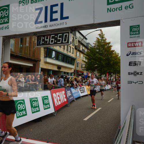 20.09.2026 - PSD Bank Halbmarathon LAZAROV Photography http://msf.ph/oto/10551133 20.09.2026 11:46:49 Ziel 1189, 1527, 1557, 1561, 1810, 1876, 2087, 2090, 2141, 2659, 2773, 3226, 3424, 3511, 3790, 4001, 4070, 4247, 4249, 4566, 4639 meine-sportfotos.de