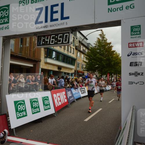 20.09.2026 - PSD Bank Halbmarathon LAZAROV Photography http://msf.ph/oto/10551134 20.09.2026 11:46:49 Ziel 1189, 1527, 1557, 1561, 1810, 1876, 2087, 2090, 2141, 2659, 2773, 3226, 3424, 3511, 3790, 4001, 4070, 4247, 4249, 4566, 4639 meine-sportfotos.de