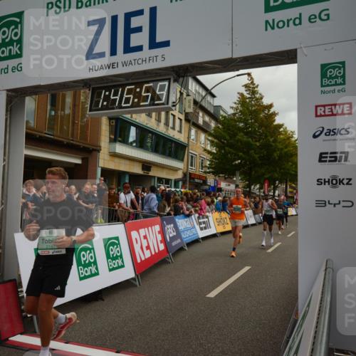 20.09.2026 - PSD Bank Halbmarathon LAZAROV Photography http://msf.ph/oto/10551175 20.09.2026 11:46:59 Ziel 1189, 1557, 1561, 1810, 1822, 2012, 2090, 2141, 2659, 2902, 3381, 3424, 3511, 4001, 4247, 4555 meine-sportfotos.de