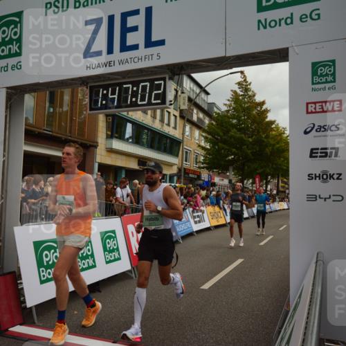 20.09.2026 - PSD Bank Halbmarathon LAZAROV Photography http://msf.ph/oto/10551179 20.09.2026 11:47:01 Ziel 1189, 1557, 1561, 1822, 2012, 2141, 2659, 2902, 3381, 3424, 3511, 4247, 4555 meine-sportfotos.de
