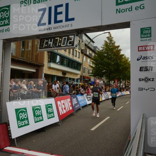 20.09.2026 - PSD Bank Halbmarathon LAZAROV Photography http://msf.ph/oto/10551183 20.09.2026 11:47:02 Ziel 1189, 1561, 1822, 2012, 2141, 2659, 2902, 3381, 3424, 3511, 4555 meine-sportfotos.de