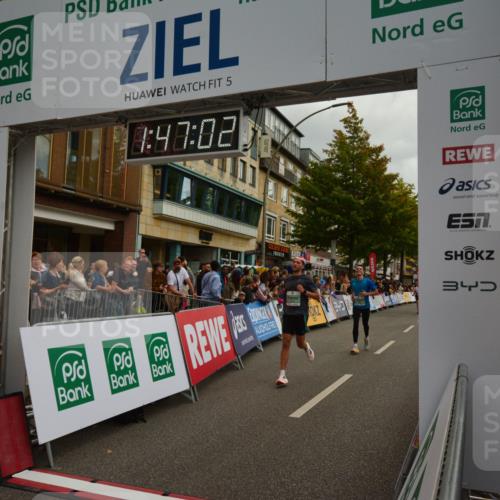 20.09.2026 - PSD Bank Halbmarathon LAZAROV Photography http://msf.ph/oto/10551184 20.09.2026 11:47:02 Ziel 1189, 1561, 1822, 2012, 2141, 2659, 2902, 3381, 3424, 3511, 4555 meine-sportfotos.de