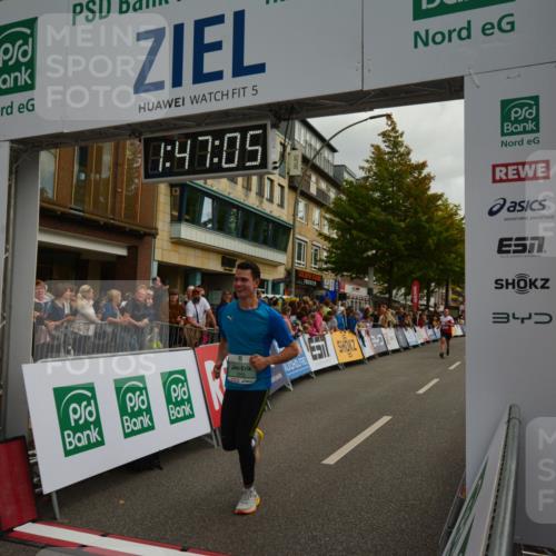 20.09.2026 - PSD Bank Halbmarathon LAZAROV Photography http://msf.ph/oto/10551191 20.09.2026 11:47:04 Ziel 1189, 1561, 1822, 2012, 2141, 2902, 3381, 3511, 4555, 4730 meine-sportfotos.de