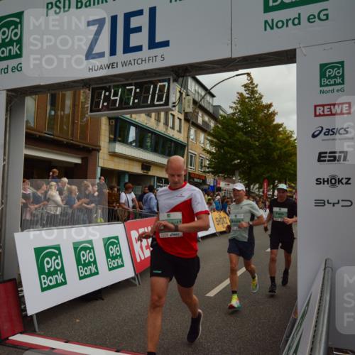 20.09.2026 - PSD Bank Halbmarathon LAZAROV Photography http://msf.ph/oto/10551201 20.09.2026 11:47:09 Ziel 1669, 1822, 2012, 2225, 2902, 3381, 4555, 4730 meine-sportfotos.de