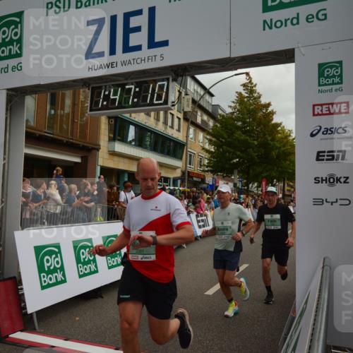 20.09.2026 - PSD Bank Halbmarathon LAZAROV Photography http://msf.ph/oto/10551202 20.09.2026 11:47:09 Ziel 1669, 1822, 2012, 2225, 2902, 3381, 4555, 4730 meine-sportfotos.de