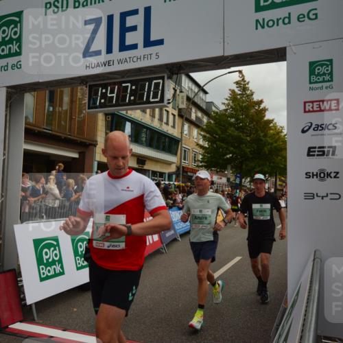 20.09.2026 - PSD Bank Halbmarathon LAZAROV Photography http://msf.ph/oto/10551203 20.09.2026 11:47:09 Ziel 1669, 1822, 2012, 2225, 2902, 3381, 4555, 4730 meine-sportfotos.de