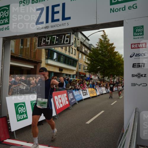 20.09.2026 - PSD Bank Halbmarathon LAZAROV Photography http://msf.ph/oto/10551208 20.09.2026 11:47:15 Ziel 1669, 1822, 2225, 3381, 3639, 4555, 4730 meine-sportfotos.de