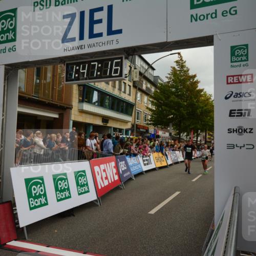 20.09.2026 - PSD Bank Halbmarathon LAZAROV Photography http://msf.ph/oto/10551211 20.09.2026 11:47:16 Ziel 1669, 1822, 2225, 3639, 4555, 4655, 4730 meine-sportfotos.de