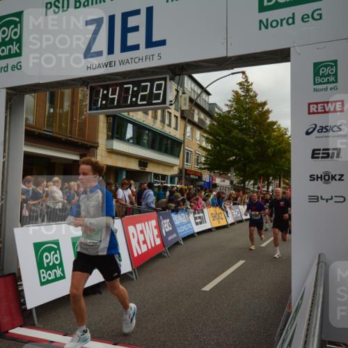 20.09.2026 - PSD Bank Halbmarathon LAZAROV Photography http://msf.ph/oto/10551222 20.09.2026 11:47:28 Ziel 1234, 2462, 2583, 3562, 3639, 4481, 4655 meine-sportfotos.de