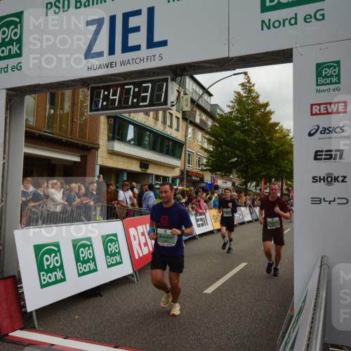 20.09.2026 - PSD Bank Halbmarathon LAZAROV Photography http://msf.ph/oto/10551232 20.09.2026 11:47:30 Ziel 1234, 2074, 2462, 2583, 2859, 3562, 4481, 4655 meine-sportfotos.de