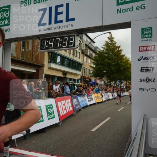 20.09.2026 - PSD Bank Halbmarathon LAZAROV Photography http://msf.ph/oto/10551241 20.09.2026 11:47:32 Ziel 1234, 2074, 2462, 2583, 2859, 3562, 3914, 4481, 4655 meine-sportfotos.de