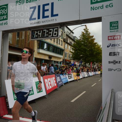 20.09.2026 - PSD Bank Halbmarathon LAZAROV Photography http://msf.ph/oto/10551244 20.09.2026 11:47:35 Ziel 1234, 1661, 2074, 2462, 2583, 2859, 3562, 3914, 4481, 4662 meine-sportfotos.de