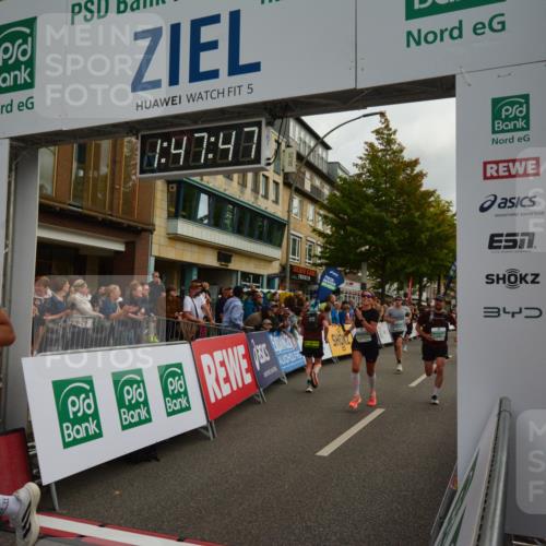 20.09.2026 - PSD Bank Halbmarathon LAZAROV Photography http://msf.ph/oto/10551262 20.09.2026 11:47:46 Ziel 1661, 1712, 1897, 2074, 2177, 2828, 2836, 2859, 3239, 3330, 3504, 3586, 3914, 4226, 4248, 4262, 4622, 4662 meine-sportfotos.de