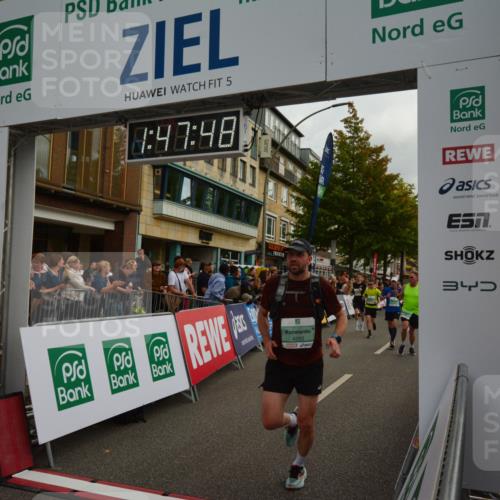 20.09.2026 - PSD Bank Halbmarathon LAZAROV Photography http://msf.ph/oto/10551269 20.09.2026 11:47:48 Ziel 1661, 1712, 1897, 2074, 2177, 2828, 2836, 3239, 3330, 3504, 3586, 3914, 4226, 4248, 4262, 4622, 4662 meine-sportfotos.de