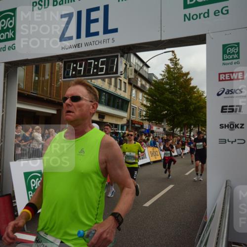 20.09.2026 - PSD Bank Halbmarathon LAZAROV Photography http://msf.ph/oto/10551280 20.09.2026 11:47:51 Ziel 1661, 1712, 1897, 2177, 2451, 2707, 2828, 2836, 3239, 3330, 3504, 3586, 4117, 4226, 4248, 4262, 4622, 4662 meine-sportfotos.de