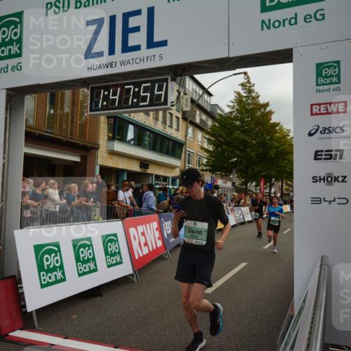 20.09.2026 - PSD Bank Halbmarathon LAZAROV Photography http://msf.ph/oto/10551293 20.09.2026 11:47:54 Ziel 1712, 1897, 2177, 2451, 2707, 2828, 2836, 3239, 3330, 3504, 3586, 4117, 4226, 4248, 4262, 4622 meine-sportfotos.de