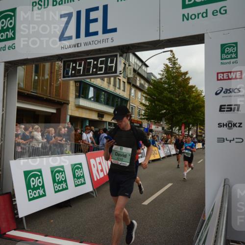 20.09.2026 - PSD Bank Halbmarathon LAZAROV Photography http://msf.ph/oto/10551294 20.09.2026 11:47:54 Ziel 1712, 1897, 2177, 2451, 2707, 2828, 2836, 3239, 3330, 3504, 3586, 4117, 4226, 4248, 4262, 4622 meine-sportfotos.de
